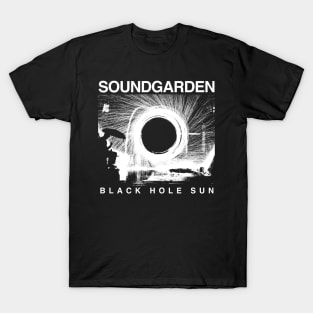 Black hole sun T-Shirt